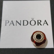 Load image into Gallery viewer, Pandora Amber with Beige Hearts Charm Retired Murano Glass Bead 790662
