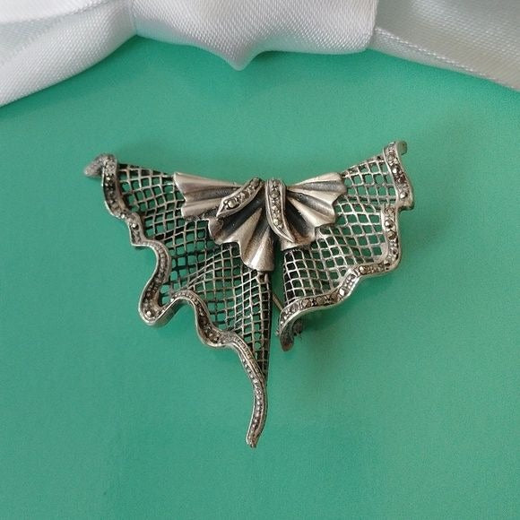 Art Deco 1930s Sterling Silver Brooch/Pendant with Marcasites