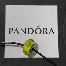 Load image into Gallery viewer, Pandora Retired Lime Flowers for You Murano Glass Bead - 790648