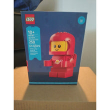 Load image into Gallery viewer, LEGO Up-Scaled Baby Astronaut 40767 GWP Space Baby Limited Edition Set Upscaled