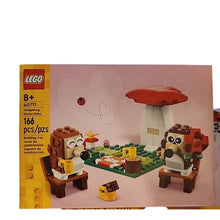Load image into Gallery viewer, LEGO Hedgehog Picnic Date Building Toy - Animal Figures 40711