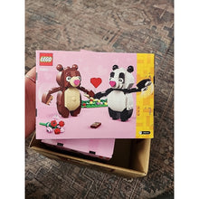 Load image into Gallery viewer, LEGO Love Bears Set 40821 New/ Sealed