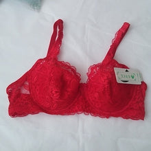 Load image into Gallery viewer, GYCL Ultrathin Underwire Push Up 3/4 Lace Bra, Red size Large 38B
