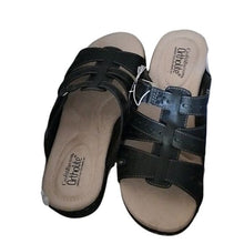 Load image into Gallery viewer, Croft & Barrow Fugue Women's Sandals: Black, Size 7 Wide