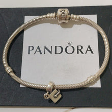Load image into Gallery viewer, Pandora Sterling Silver 7" Snakechain Starter Bracelet w/ Graduation Cap 790270