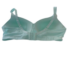 Load image into Gallery viewer, Vanity Fair Breathable Luxe Full Figure Wirefree Bra 71265, Seafoam Green, 42C