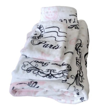 Load image into Gallery viewer, From Paris With Love Towels, Set of 3 Bath, Hand and Wash