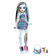 Load image into Gallery viewer, Mattel Monster High Frankie's Day Out Doll G3 FRANKIE STEIN