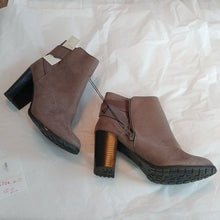 Load image into Gallery viewer, A NEW DAY Candyce Water Repellant Heeled Boots, Bark Brown, Size 6