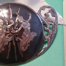 Load image into Gallery viewer, Vintage Siam Silver Niello Dancing Couple Brooch Pin