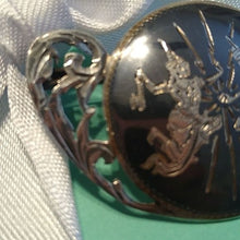 Load image into Gallery viewer, Vintage Siam Silver Niello Dancing Couple Brooch Pin