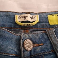 Load image into Gallery viewer, Indigo Rein Skinny Stretch Jeggings, Size 3