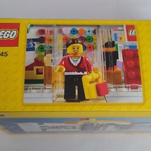 Load image into Gallery viewer, Lego Brand Retail Store 40145 Exclusive Grand Opening Set VHTF