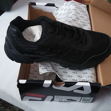 Load image into Gallery viewer, Fila Mind breaker Black/Black/Black Athletic Shoes Sneakers, Size 11.5