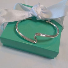 Load image into Gallery viewer, ATI Athra Trading Inc. Sterling Silver 925 S Cuff Bracelet