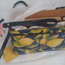 Load image into Gallery viewer, Patricia Nash Positano Limon Print Lanza Crossbody