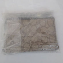 Load image into Gallery viewer, Coach Outline Signature Corner Zip Wristlet F58033 Khaki/Brown