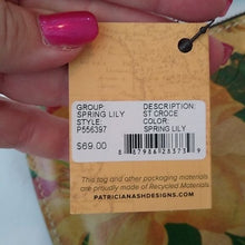 Load image into Gallery viewer, Patricia Nash P556397 St. Croce Wristlet in Spring Lily