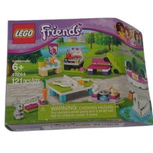 Load image into Gallery viewer, Lego Friends 40264 Heartlake City Accessories Building Set 121 pc. Retired