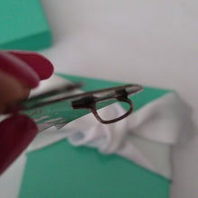 Load image into Gallery viewer, Alpaca Silver Tone Turtle Tortuga Pendant Abalone