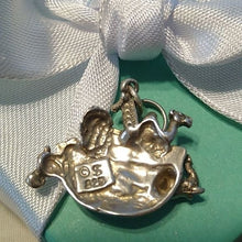 Load image into Gallery viewer, Vintage Signed Noah's Ark Sterling Silver 925 $ Pendant