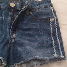 Load image into Gallery viewer, Skinny Fries Stretch Denim Cutoff Jean Shorts with Ric Rac, Size 3