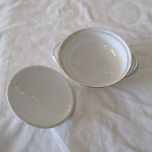 Load image into Gallery viewer, Noritake Noble 2600 Nippon Toki Kaishi Sugar Bowl