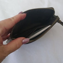 Load image into Gallery viewer, Coach F21070 Crossgrain Metallic Leather Corner Zip Wristlet, QB/Metallic Fern