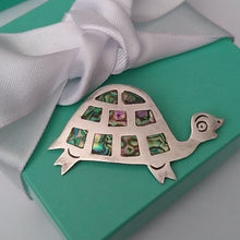 Load image into Gallery viewer, Alpaca Silver Tone Turtle Tortuga Pendant Abalone
