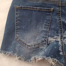 Load image into Gallery viewer, Skinny Fries Stretch Denim Cutoff Jean Shorts with Ric Rac, Size 3