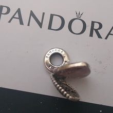 Load image into Gallery viewer, Pandora Love Makes A Family Heart Dangle Charm 796439EN SS ALE