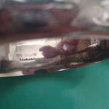 Load image into Gallery viewer, Vintage English STERLING Birmingham 1922 Hallmarked Etched Bangle Bracelet, 26 g