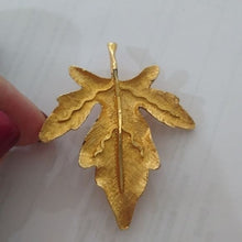Load image into Gallery viewer, Vintage BSK Goldstone Metal Leaf Brooch