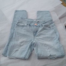 Load image into Gallery viewer, YMI Dream Fit Mid-Rise Skinny Stretch Jeans, size 5