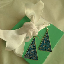 Load image into Gallery viewer, Alpaca Silver Crushed Stone Triangle Earrings