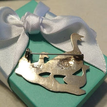 Load image into Gallery viewer, Vintage Silver Mama Duck + 3 Ducklings with Turquoise Eyes Brooch Mexico, 11.65g