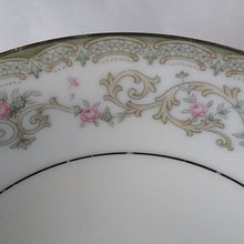 Load image into Gallery viewer, Noritake Edgewood Dinner Plate + 3 Fruit Bowls