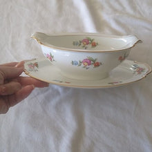 Load image into Gallery viewer, Noritake Japan Gravy Boat w/ plate