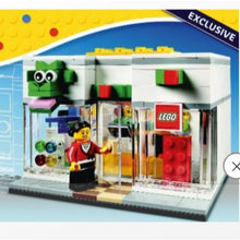 Load image into Gallery viewer, Lego Brand Retail Store 40145 Exclusive Grand Opening Set VHTF