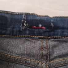 Load image into Gallery viewer, Levi's Stretch Denim Rolled edge Shorts, 3 Medium