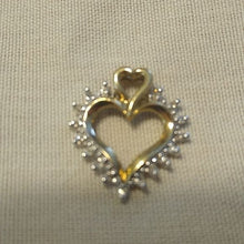 Load image into Gallery viewer, Vintage 10K yellow Gold & Heart Diamond Pendant
