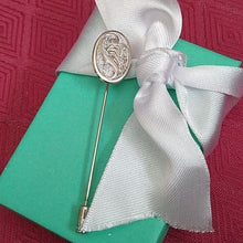 Load image into Gallery viewer, Vintage Art Nouveau Sterling Silver Oval Stick Pin, Swaying Flower