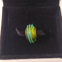 Load image into Gallery viewer, Pandora Green Ribbons Murano Glass Charm 925 ALE 790615
