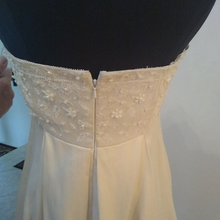 Load image into Gallery viewer, Pronovias Dracma Ivory Wedding Dress w/Beaded Edges, Pearls + Embroidery…