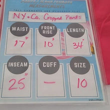 Load image into Gallery viewer, Women&#39;s NY &amp; Co. Capri Pants, Watermelon, size 10
