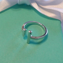Load image into Gallery viewer, Sterling Silver Double Bar Ring 925, size 6
