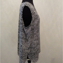 Load image into Gallery viewer, Rachel Zoe Women&#39;s Plus Career Black White Animal Print Blouse, Size 1X
