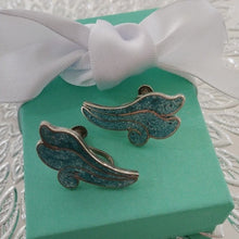 Load image into Gallery viewer, Vintage Sterling Silver Crushed Turquoise Swirl Fan Earrings w/Screwback closure
