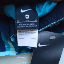 Load image into Gallery viewer, Nike Glow Diverge 9&quot; Board Shorts Swim Trunks, Blues, Size Large

