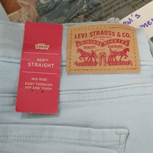 Load image into Gallery viewer, Levi&#39;s Women&#39;s 505 Straight Jeans, Cashmere Blue, Size 16 Medium 33x32
